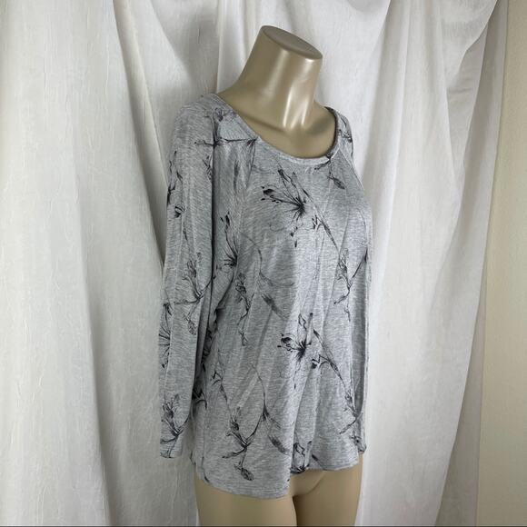 🫶🏼 Heather Grey Floral Print Slouchy Dolman Sleeve Stretch Shirt Forever 21 XS - Picture 4 of 16